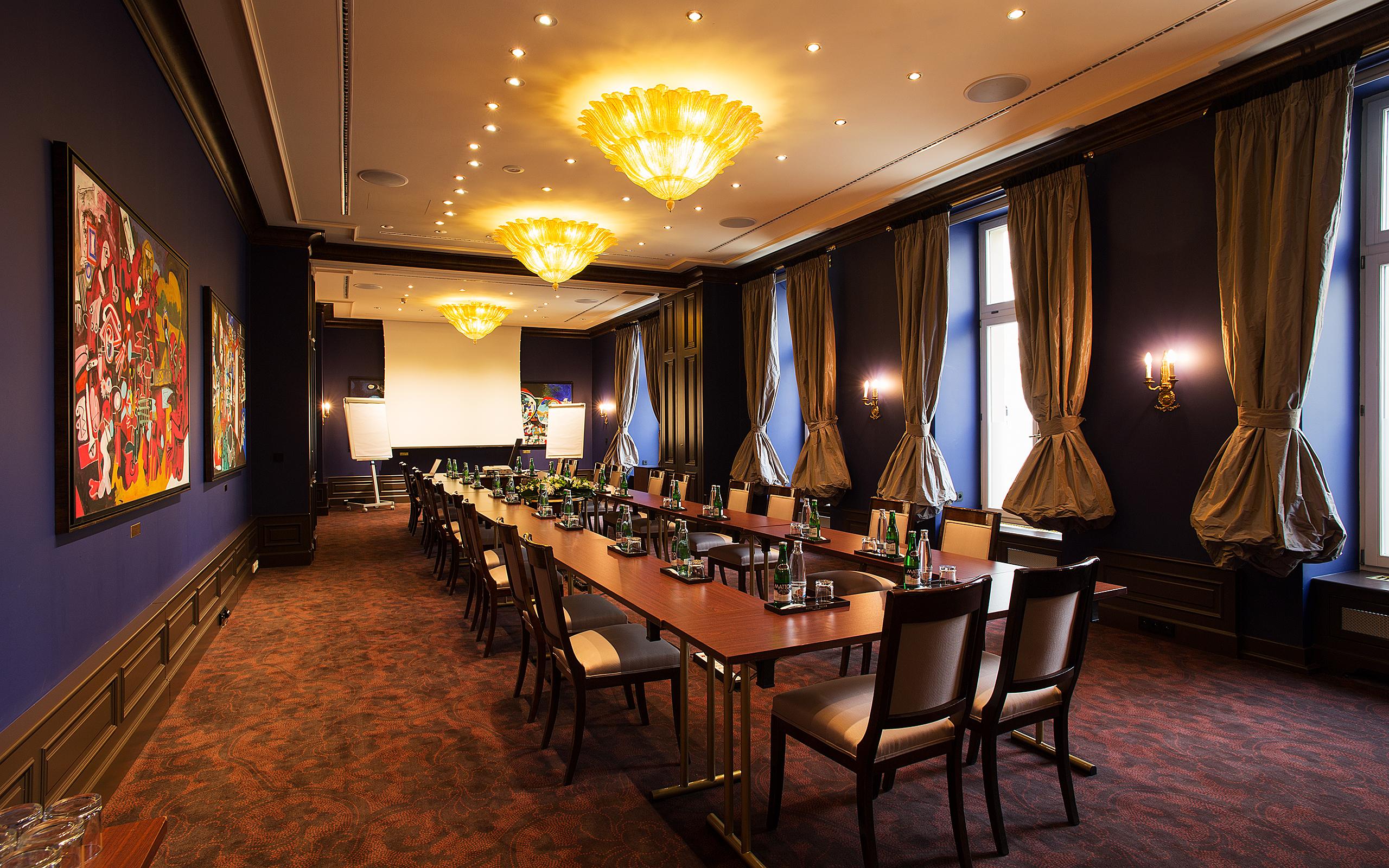 Le Palais Art Hotel Praga Esterno foto The Blue Room